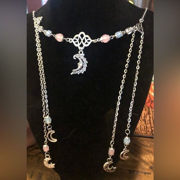 Beautiful Celtic moon, celestial mystic moon goddess head chain/or necklace. - Picture 9 of 12